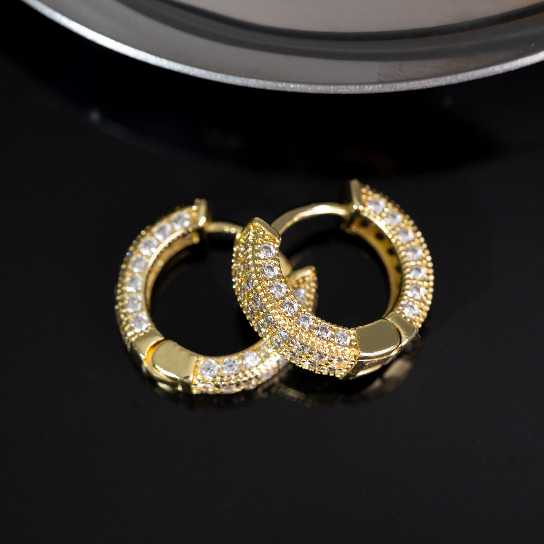 3:Yellow gold-White Diamond (1 pair)