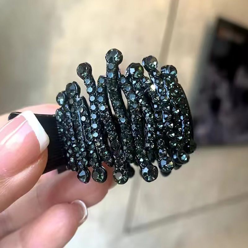 4:Black rhinestone