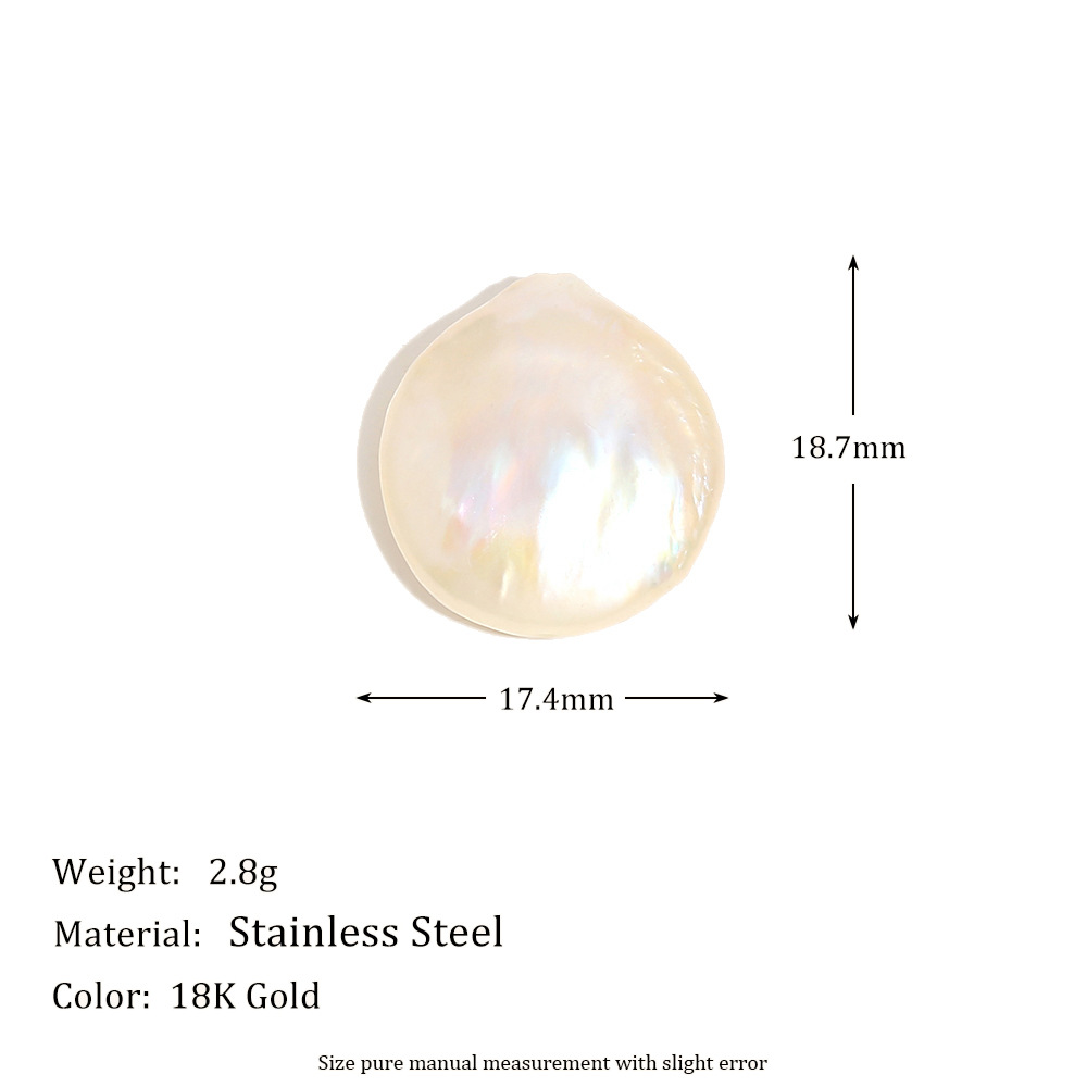 Single baroque pearl pendant