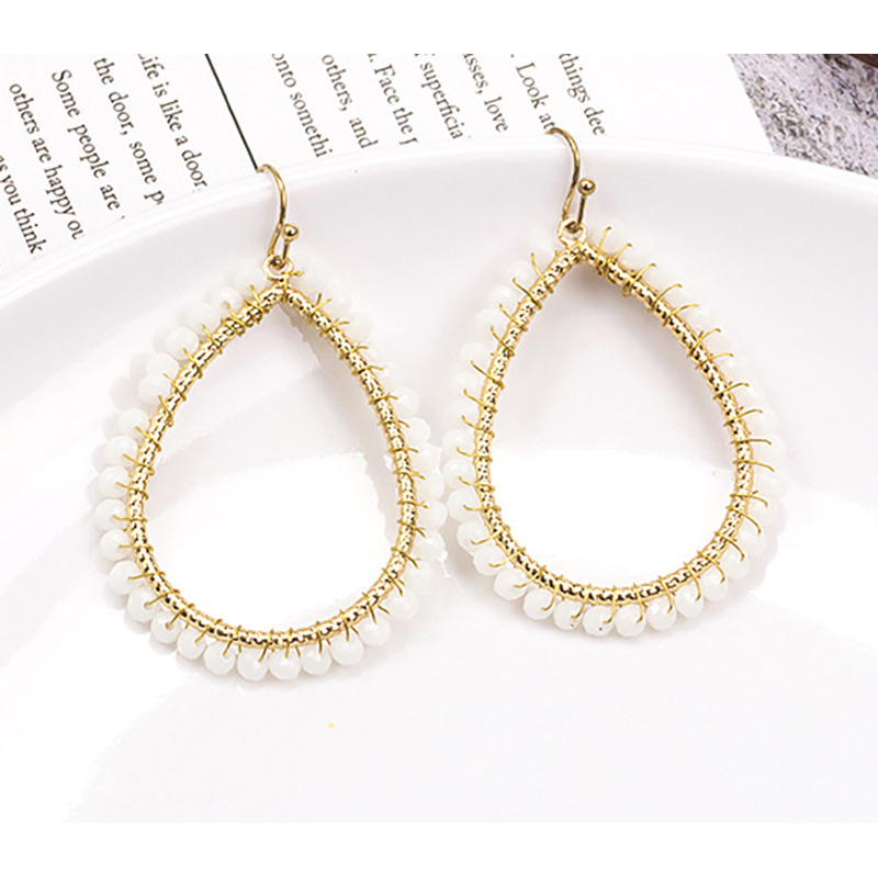 8 透明色（例えばガラス）