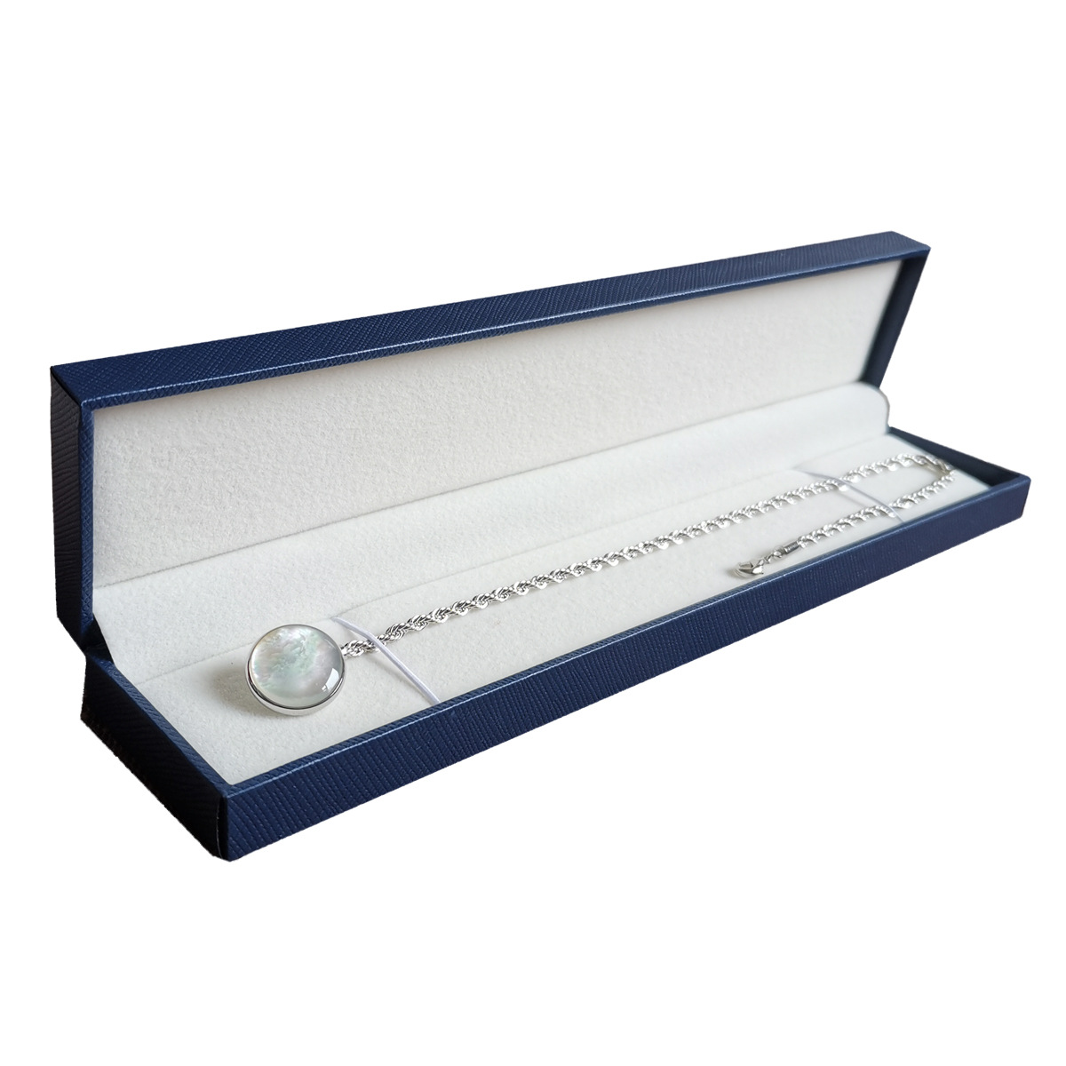 22x5x3.5cm/box without chain