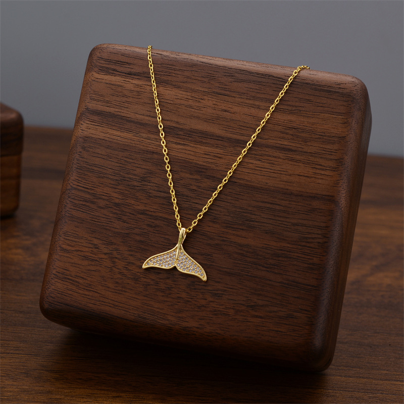 1:X8866-Golden fishtail