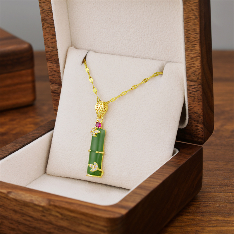 2:X8872-Golden Green