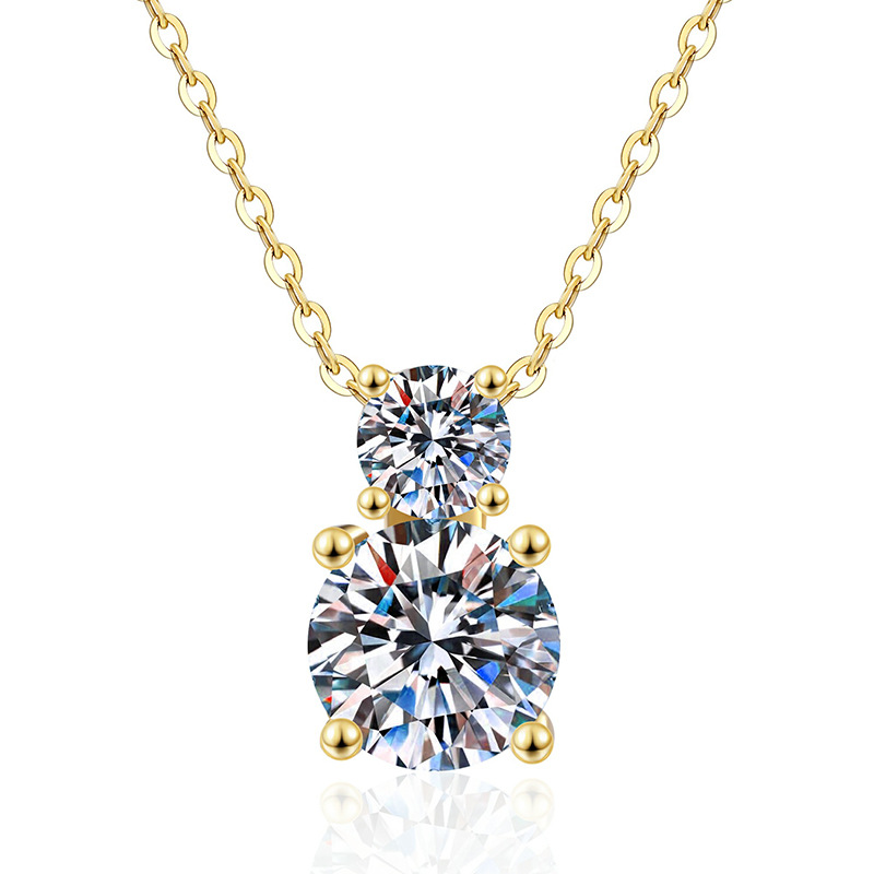 1:1.3 carat d color white moissanite