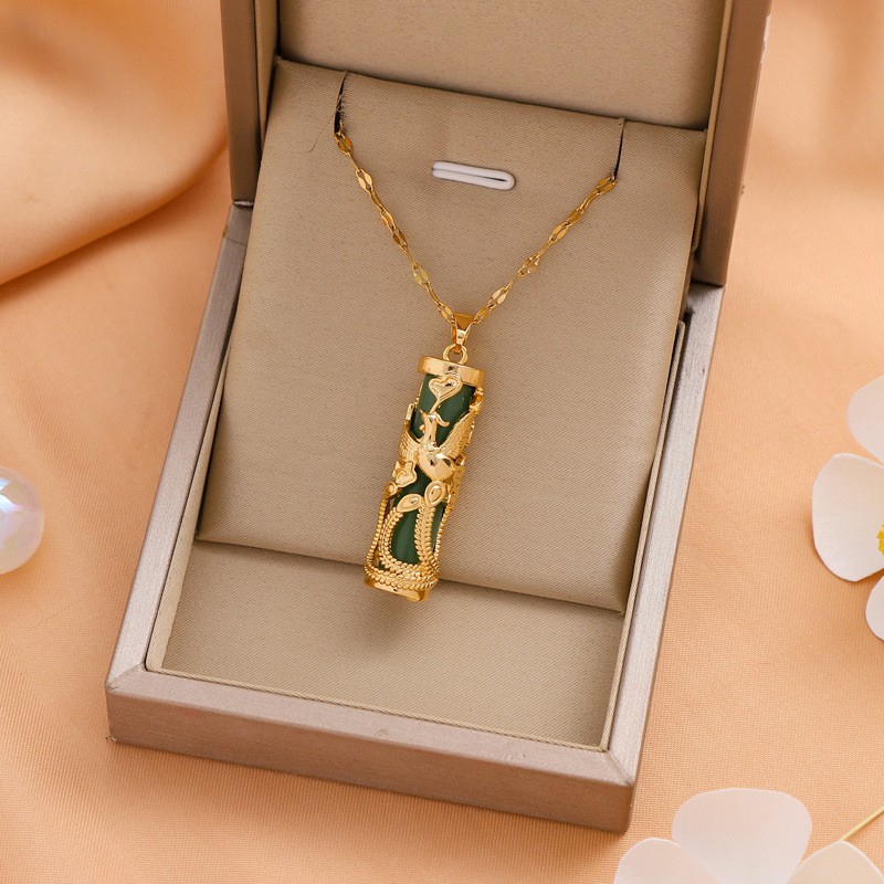 Golden phoenix pillar