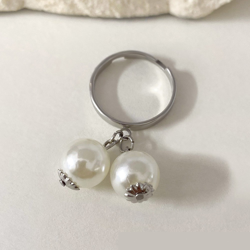 5Pearl ring