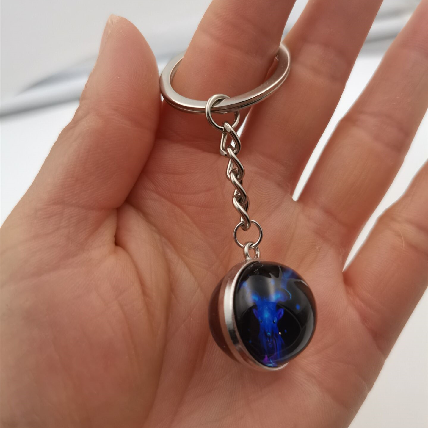 2:Luminous-Capricorn