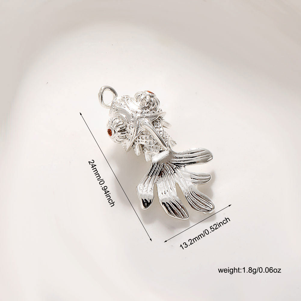 25:Silver three-section goldfish