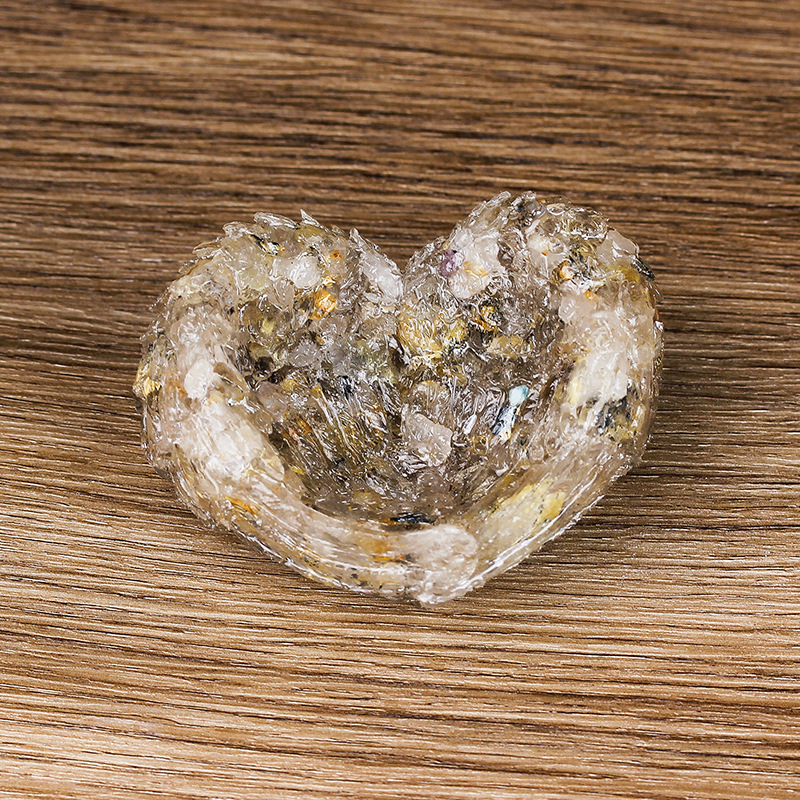 8/Gold Rutilated Quartz 