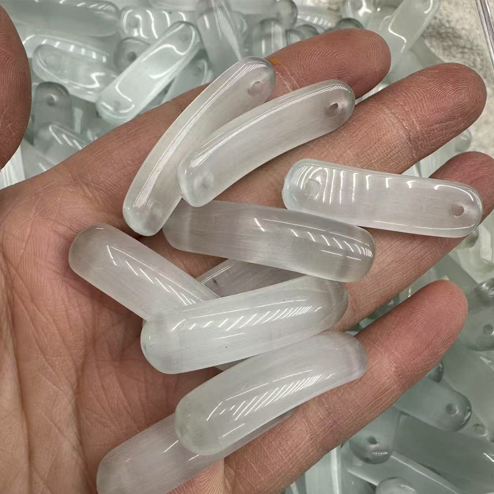 White cat eye 36-38mm*10*7-8mm