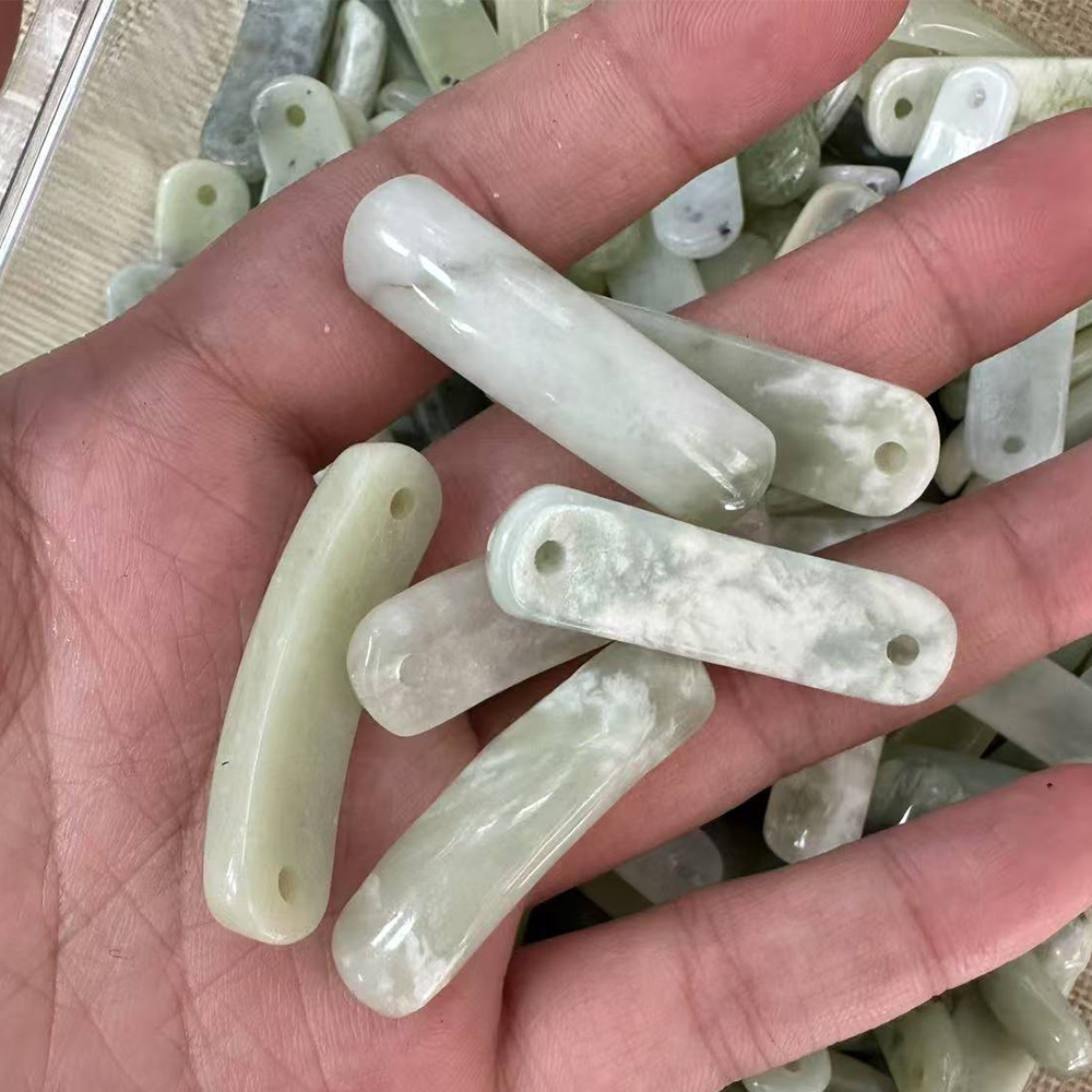 Xiuyan Jade 36-38mm*10*7-8mm
