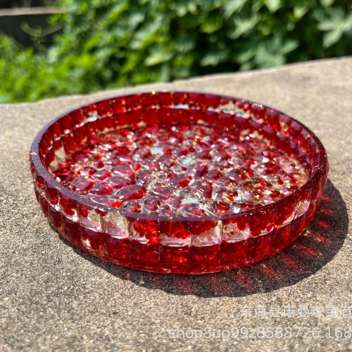 8:08 red colored glaze