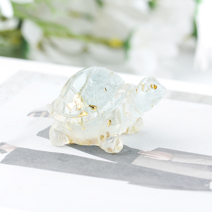 69/light aquamarine gold foil