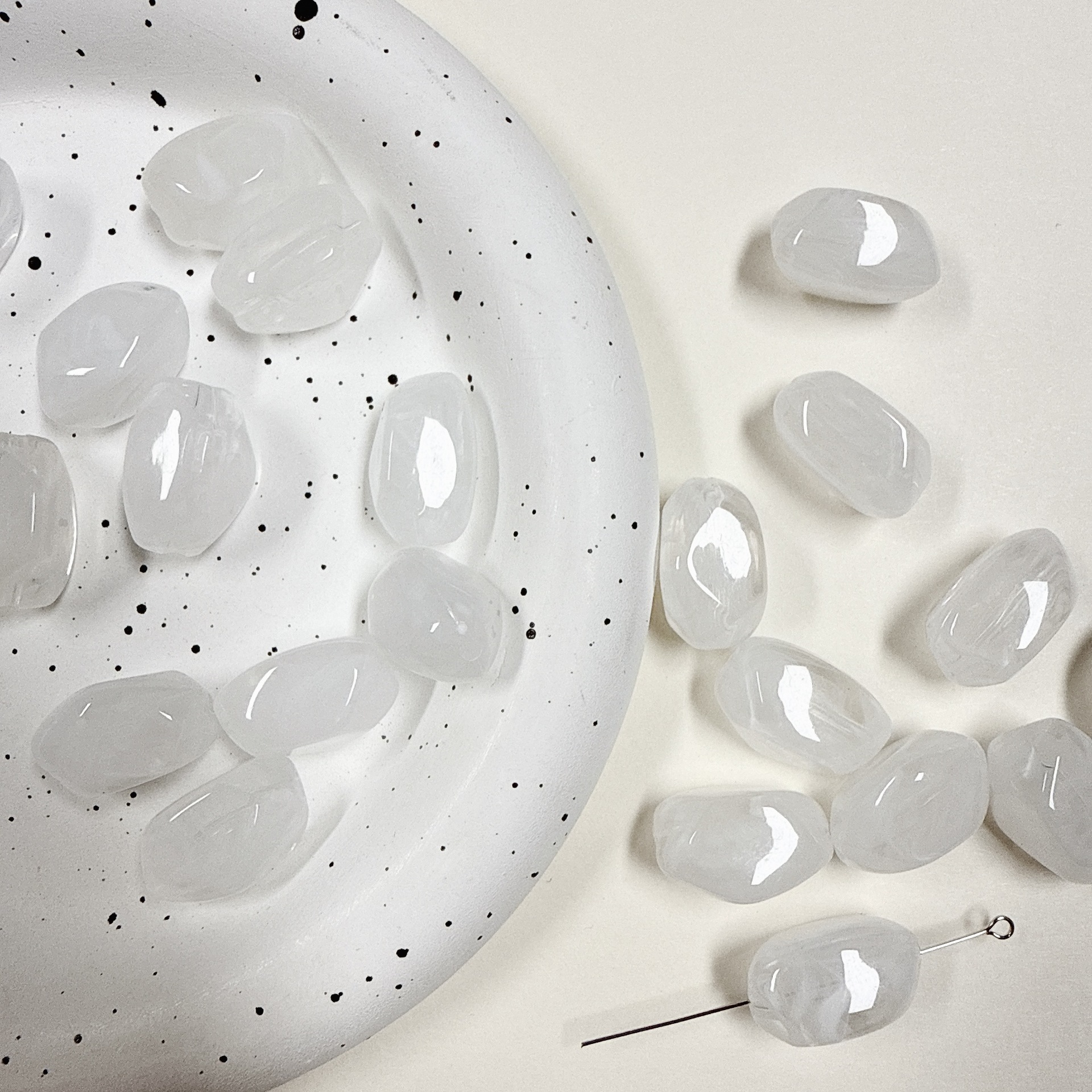 40:16#【small hole.】