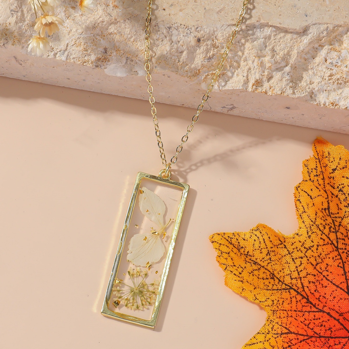 1:January Yongsheng Dried Flowers