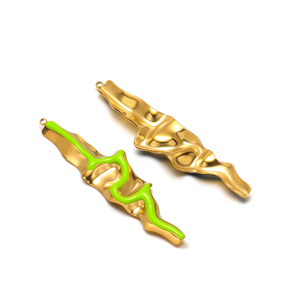3:73*18mm golden s-shaped strip with oil dripping on one side, 1.8mm single hole inside, green