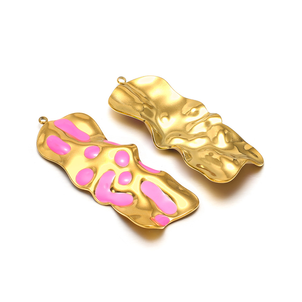 12:58*21mm gold crumpled special-shaped single-sided oil dripping, 1.8mm single hole inside, rose pink