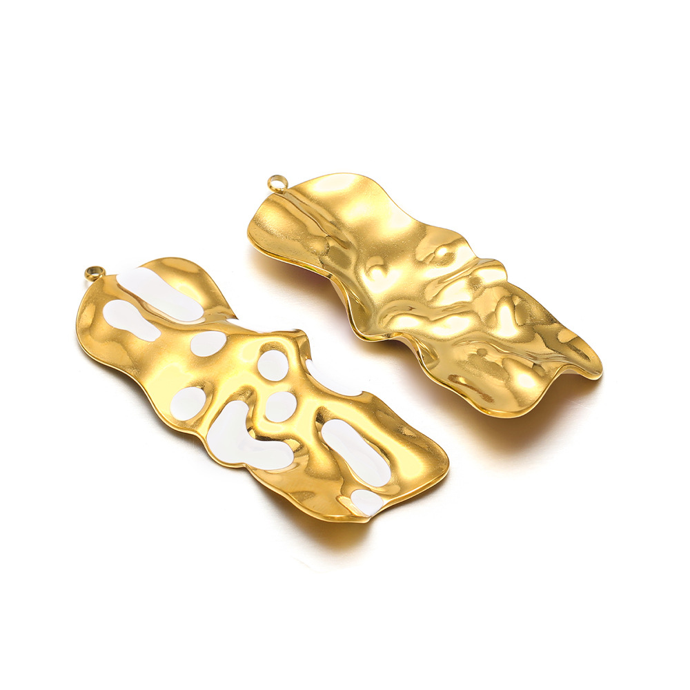 16:58*21mm gold crumpled special-shaped single-sided oil dripping, 1.8mm single hole inside, white