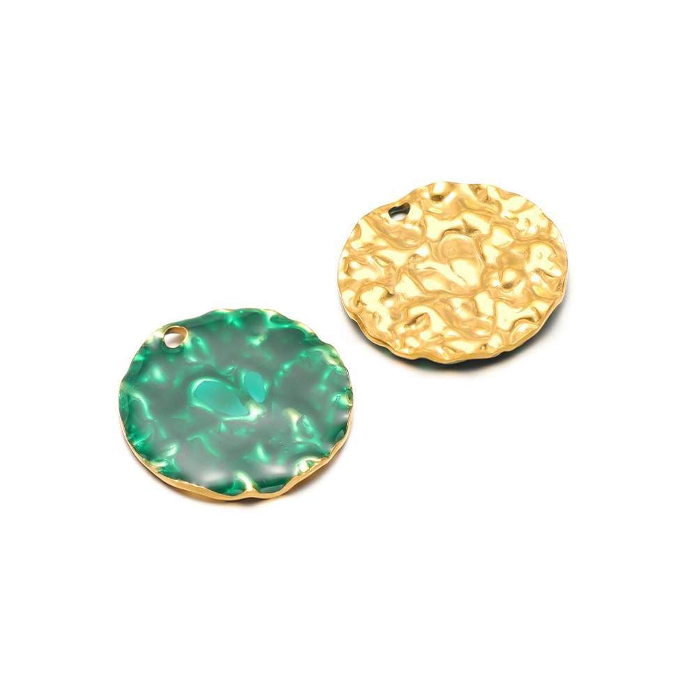 3:29.5mm gold crumpled disc with oil dripping on one side and 2.5mm single hole inside, green