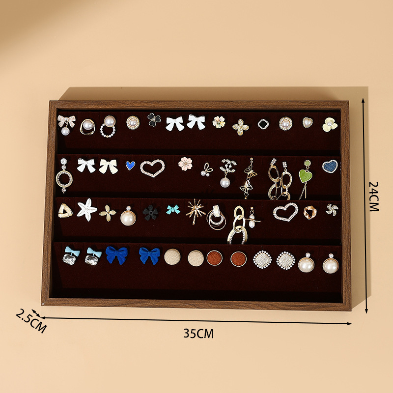 7:Earrings and earrings (black walnut grain with red interior)