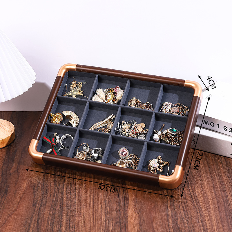 3:Light luxury golden rounded corners 12 grid gray inside the plate