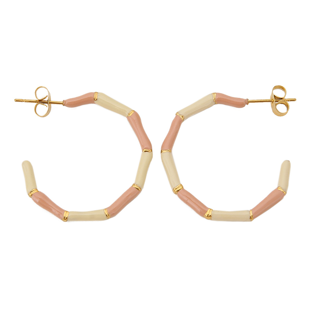 3:Light coffee beige