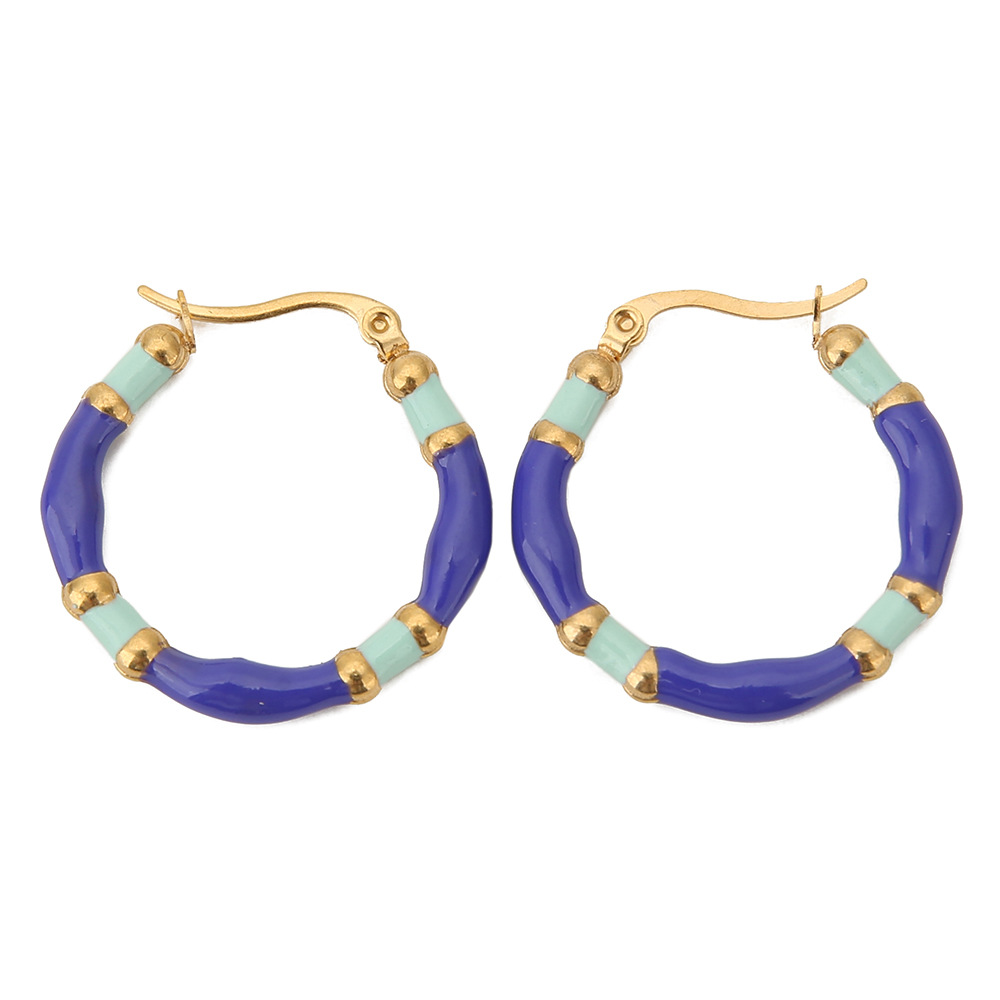 Light green sapphire blue