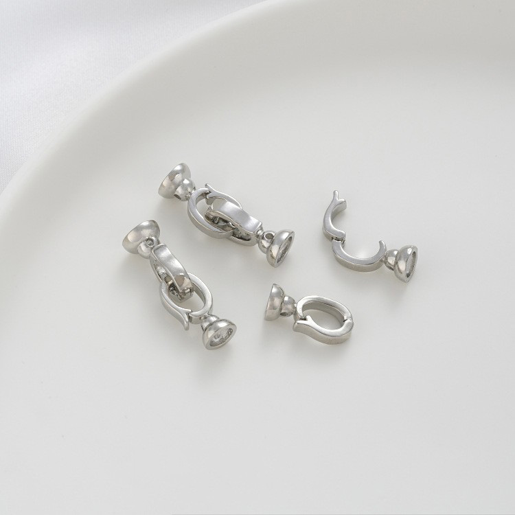 A white gold 2/1 set