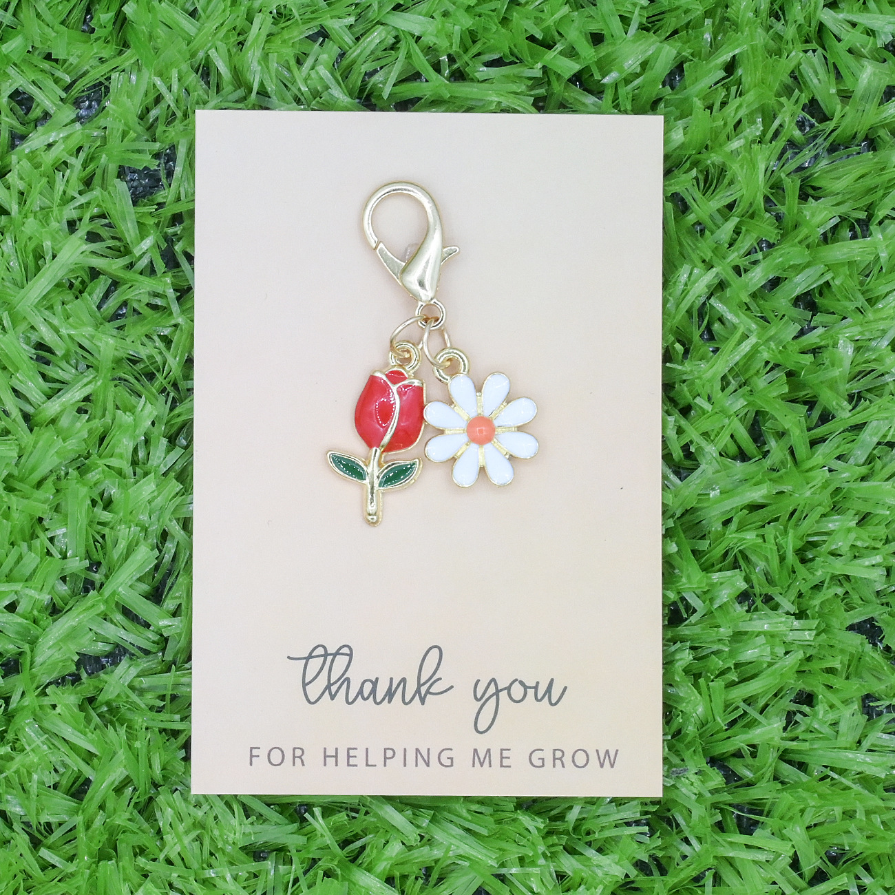 1:Red tulip keychain + cardboard