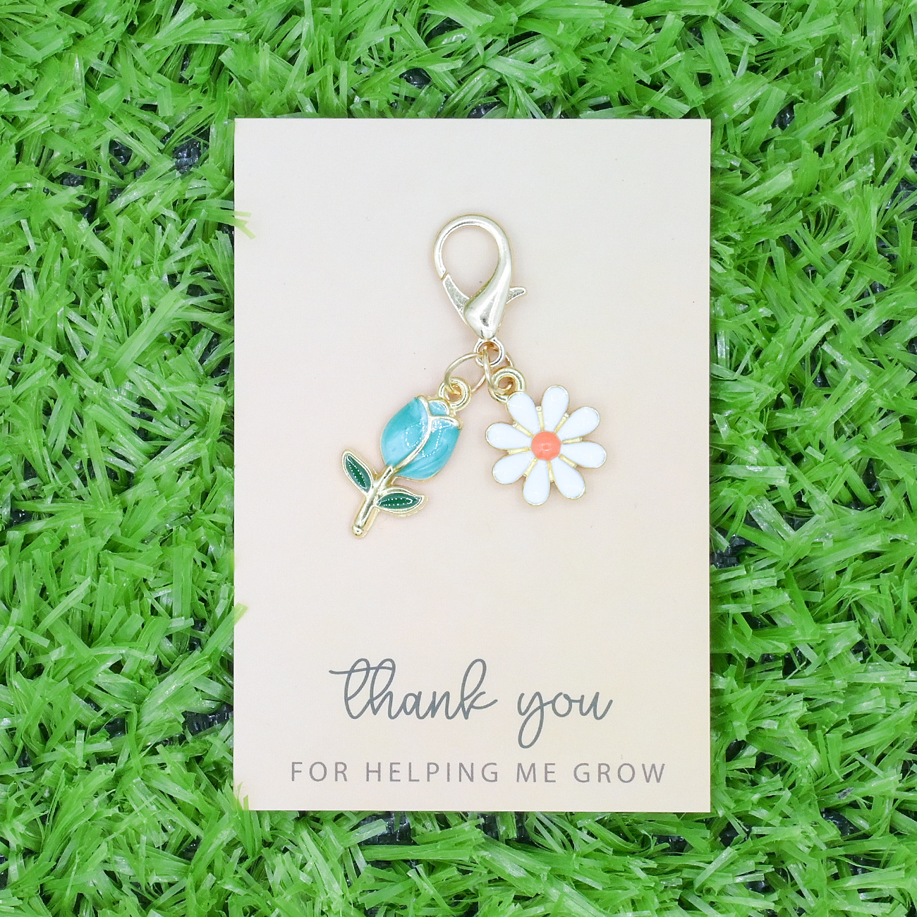 2:Blue keychain + cardboard