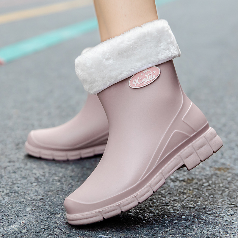 Lotus color with removable down sleeve