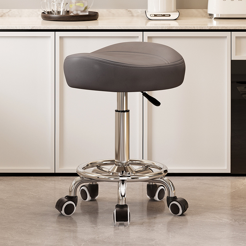 No pedals, no backrest: gray [with] noise-reducing rubber wheels