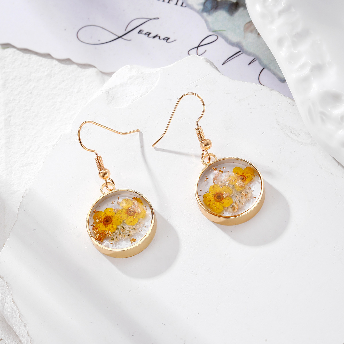 6:Phnom penh yellow narcissus (gold hook)