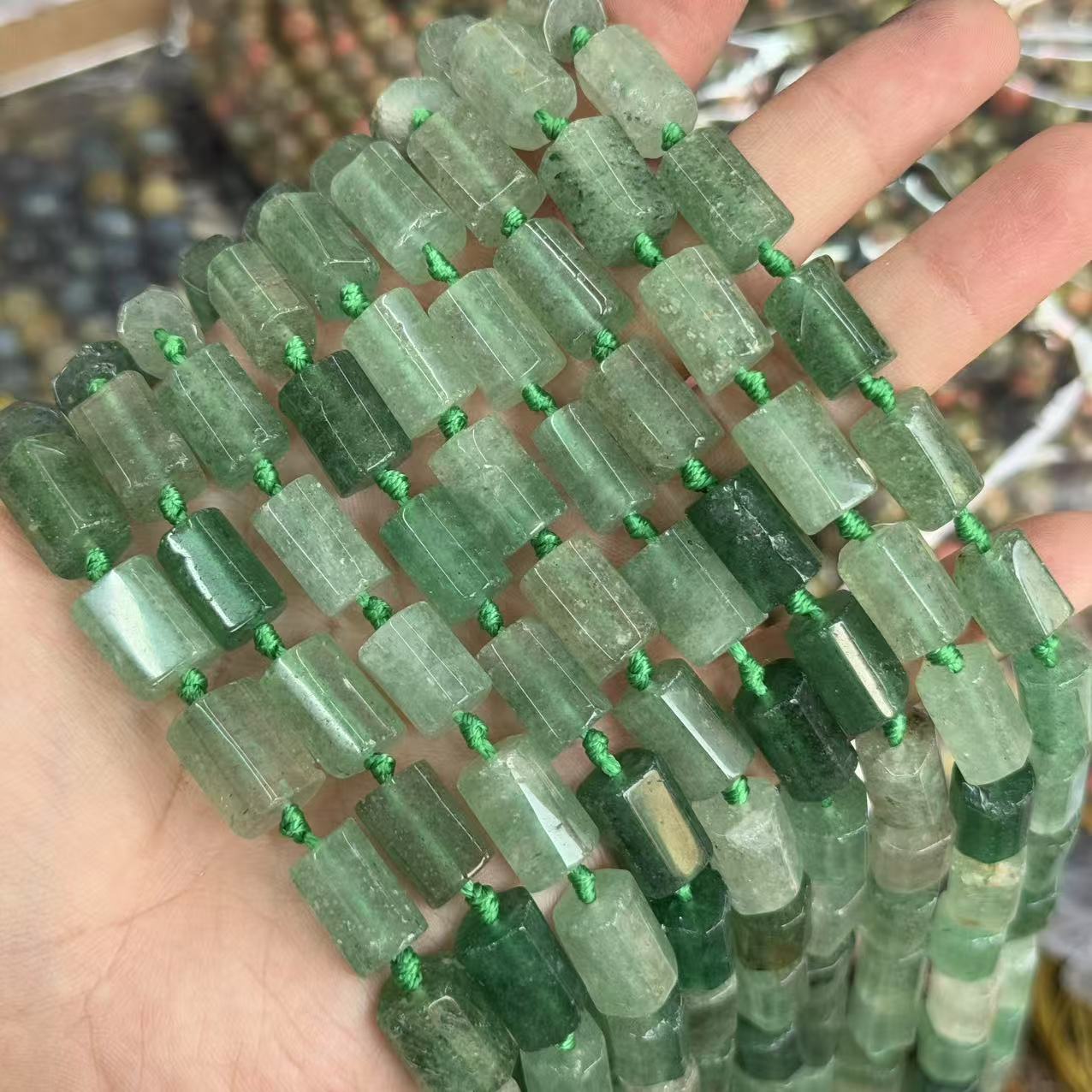 11:Green strawberry is about 7*12mm (large particles, glossy)