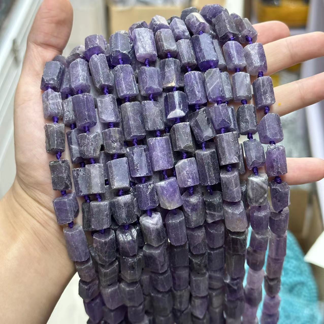 16:Frosted amethyst about 10*14mm (large particles, matte)