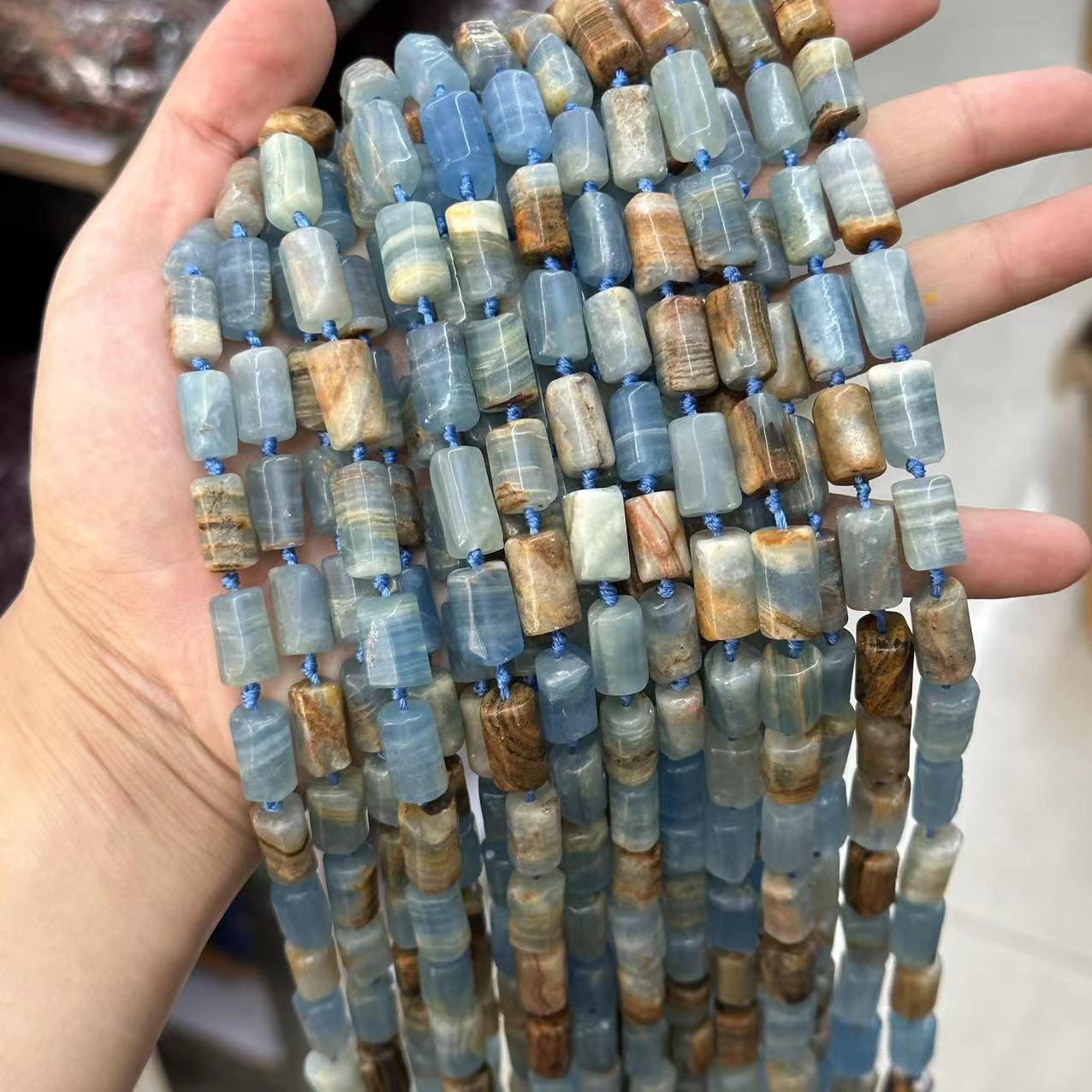 17:Blue calcite about 8*14mm (small particles, smooth surface)