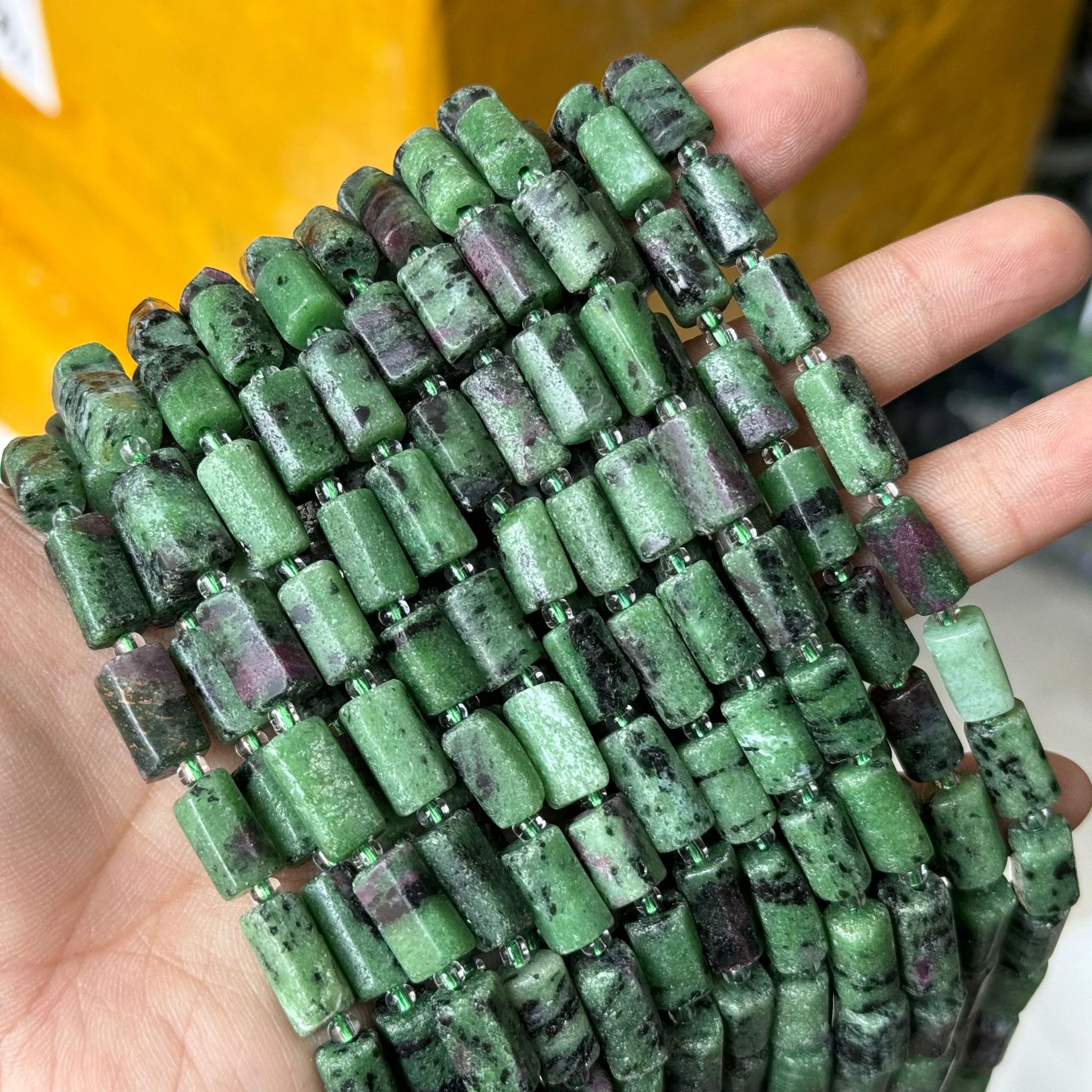 43:Red green treasure about 7*11mm (small particles, smooth)