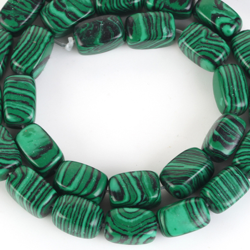 malachite 8x12mm