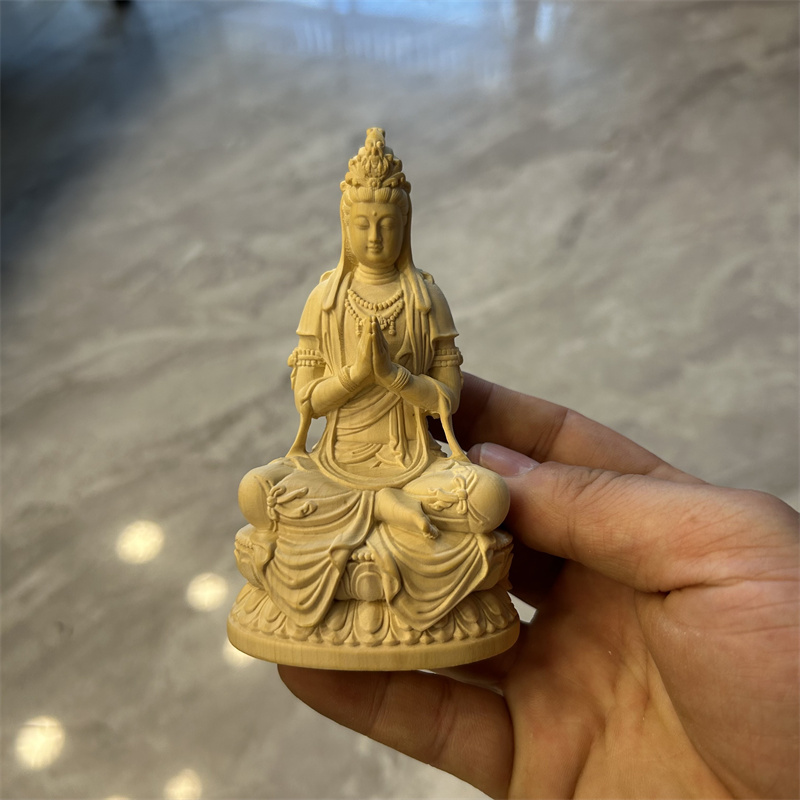 Small-sized large-leaf boxwood :6.5x5x11cm