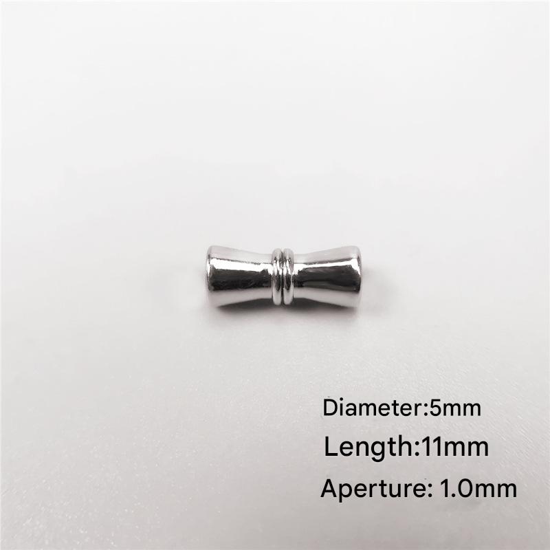 2:A medium screw buckle 5mm