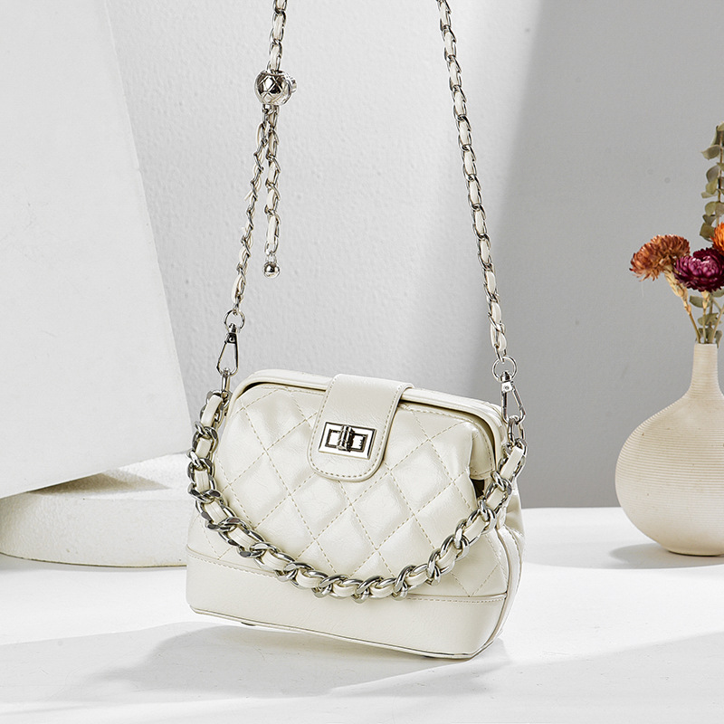 Small size [off-white]