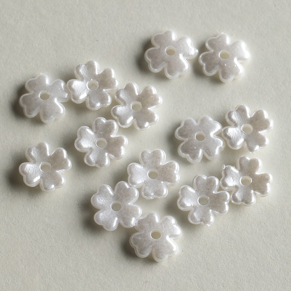 6:# 6 white four-leaf clover 6mm (20 pieces)
