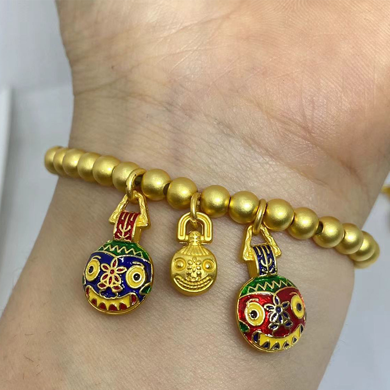 8:Golden Beast family bracelet