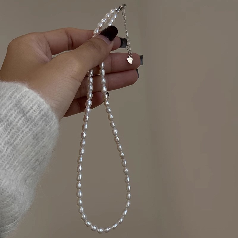 2:White freshwater pearl 925 silver necklace