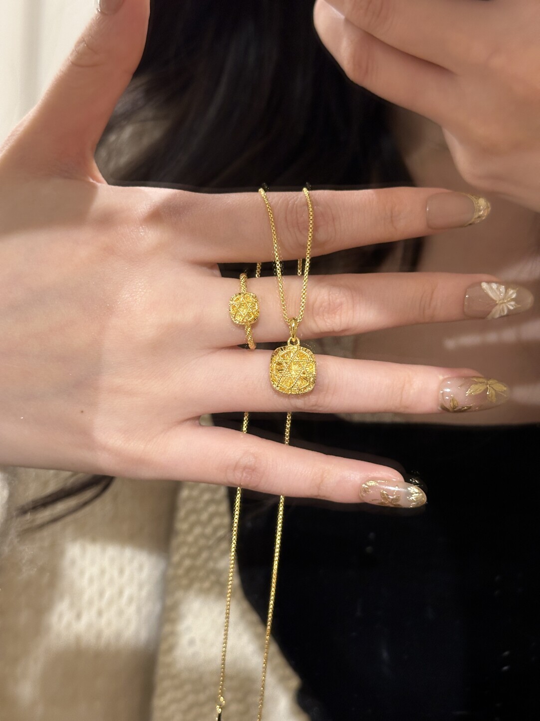 1:Brushed sugar cube necklace