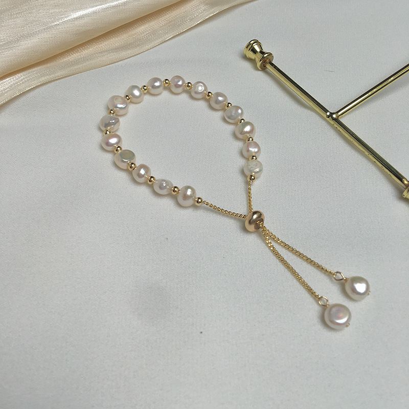 3:White Baroque freshwater pearl bracelet