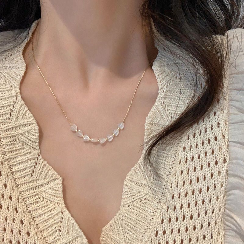 2:White love necklace