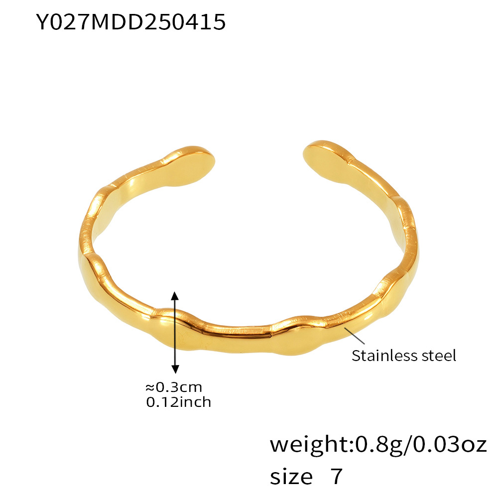 9:Y027-gold ring