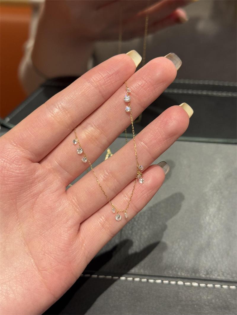 1:Water drop diamond necklace gold color