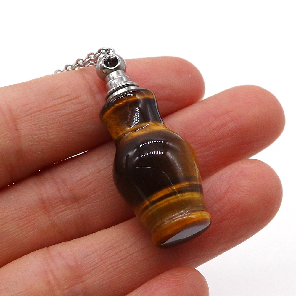 1:Tiger eye stone